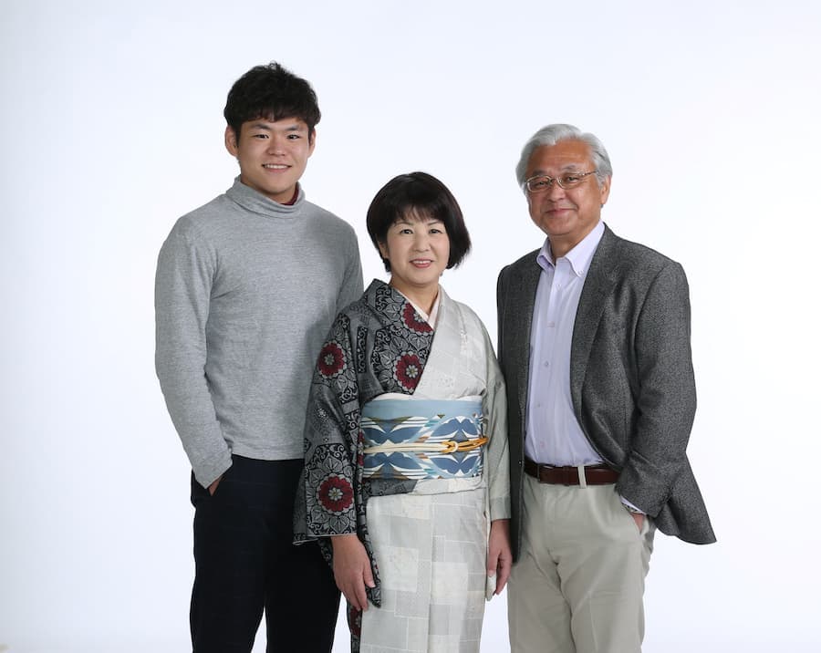family03.jpg
